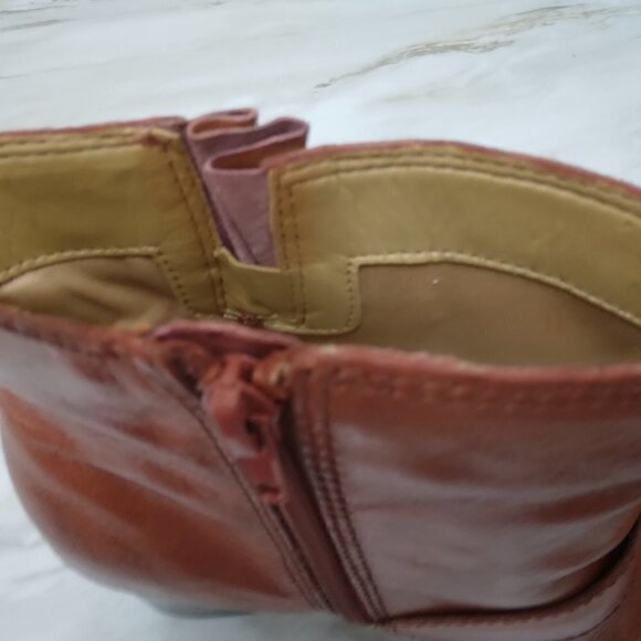 Nine West | "Lildipper " Leather Boot Short Shaft Chunky Heel | Size 9M - Picture 13 of 14